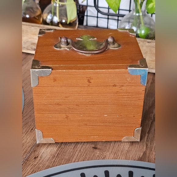 MCM Wood Brass 8 Piece Coaster Storage Box Drawer Style Cork Vintage Drinks Read - Picture 4 of 14